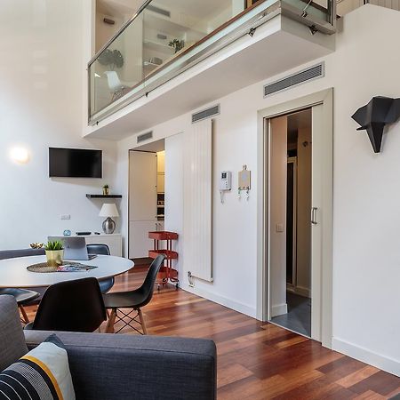 Modern And Trendy Duplex Next To Paseo De Gracia Apartment Barcelona Luaran gambar