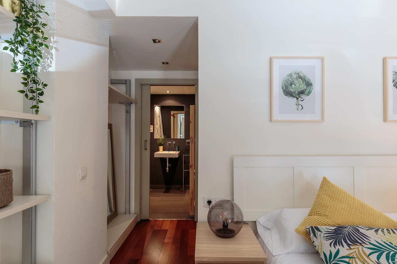 Modern And Trendy Duplex Next To Paseo De Gracia Apartment Barcelona Luaran gambar